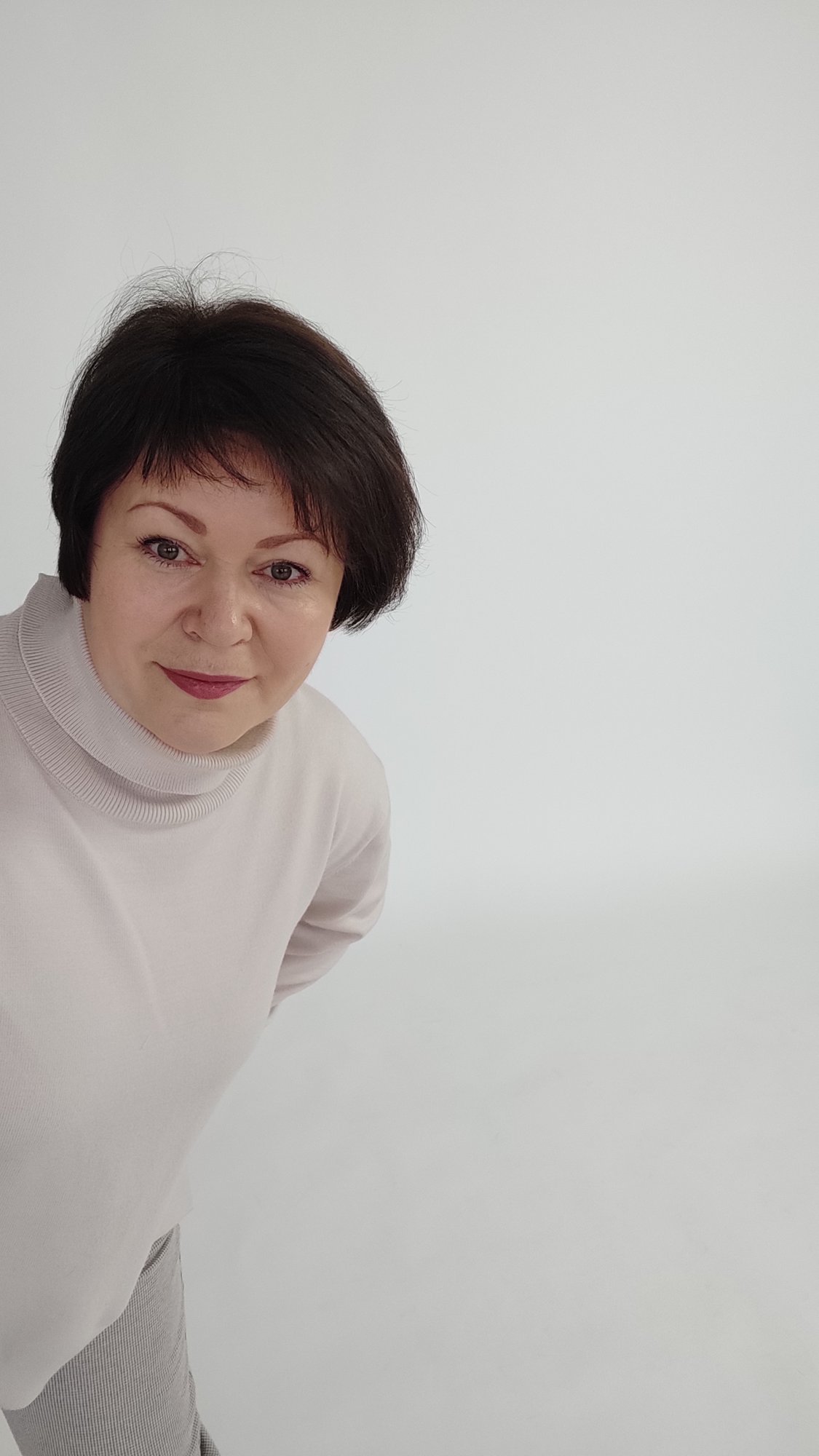 Елена Март — SMM-маркетолог